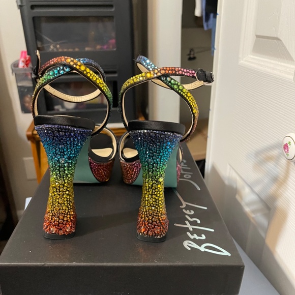 Betsy Johnson colorful heels - Picture 4 of 11